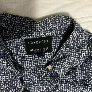 Foxcroft wrinkle free shaped fit blouse- Navy and white